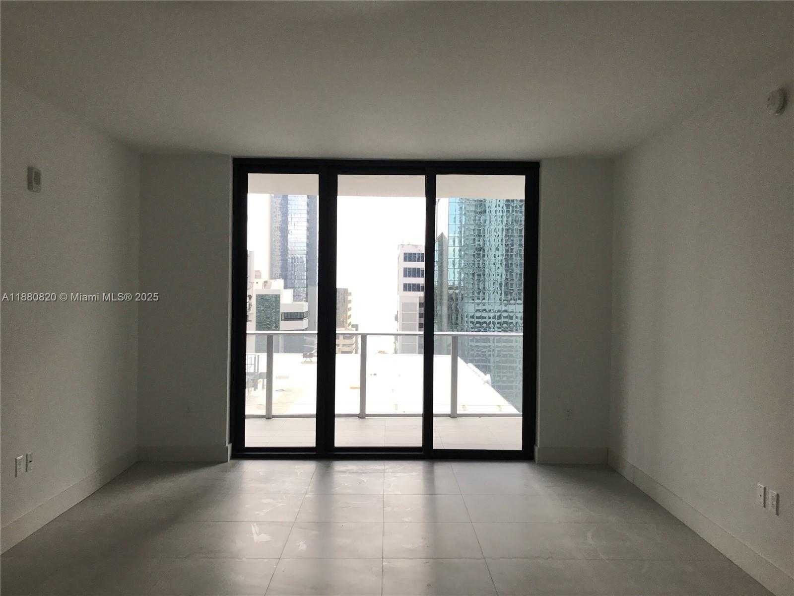 Small Image of 1010 BRICKELL AVE #1504, Miami Number 12