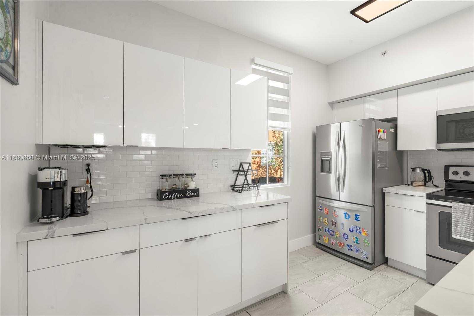Small Image of 2991 NORTH EAST 185TH ST #1706, Aventura Number 12