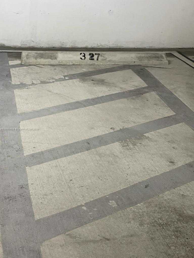 Small Image of 68 SOUTH EAST 6TH ST #2303, Miami Number 29