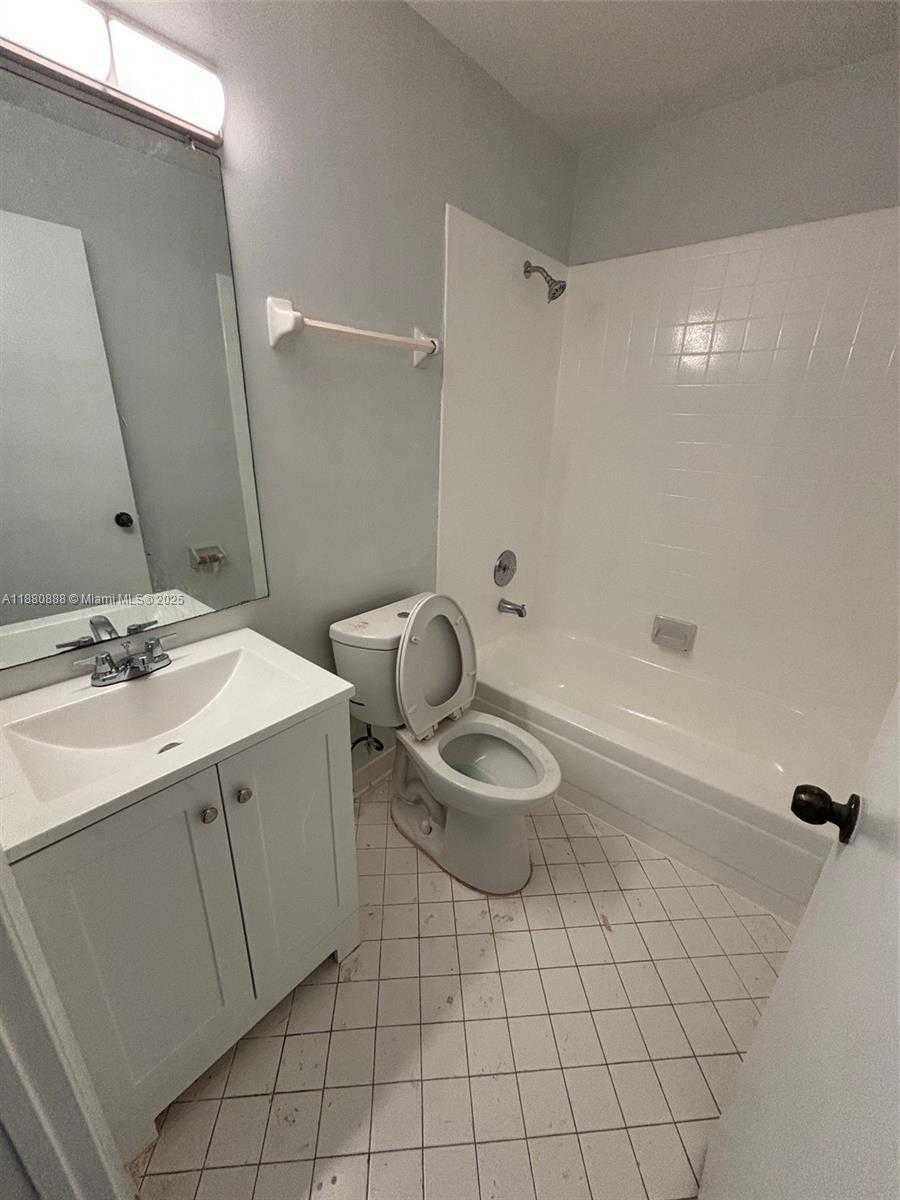 Small Image of 3417 NORTH WEST 44TH ST #206, Oakland Park Number 4