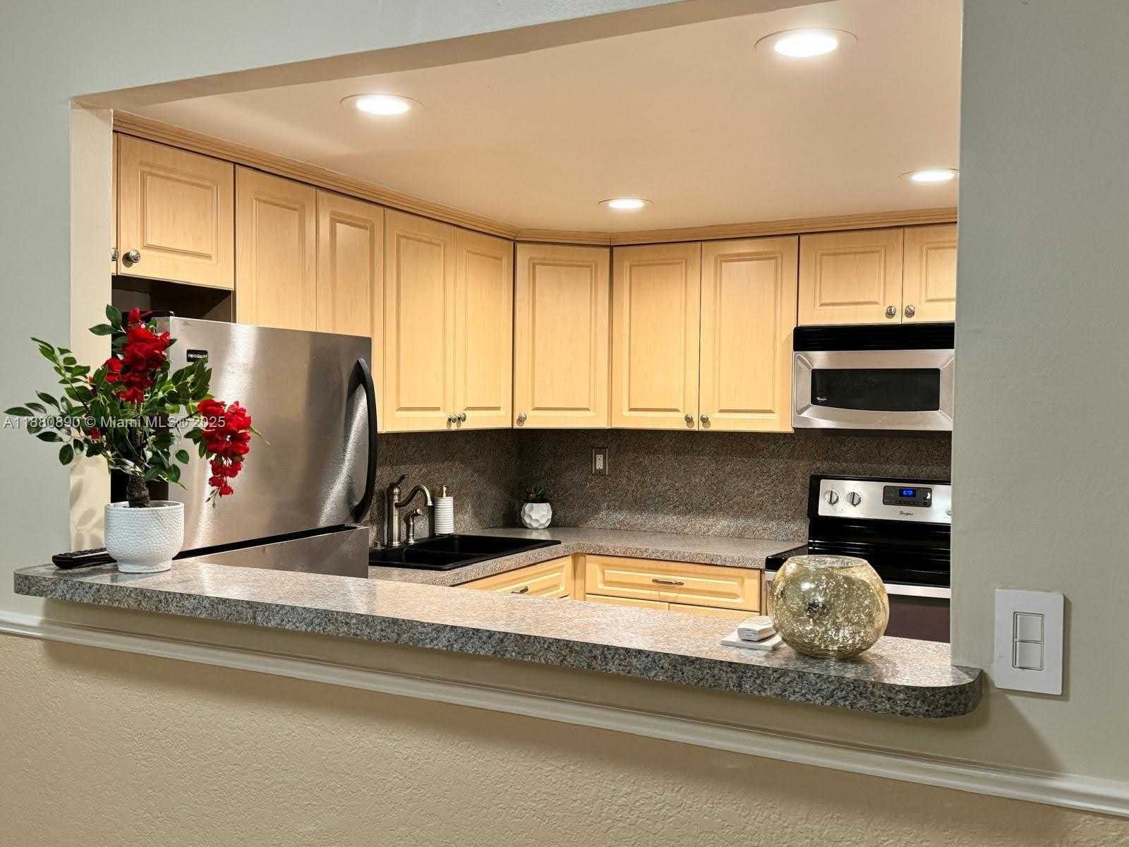 Small Image of 2731 TAFT ST #106, Hollywood Number 4