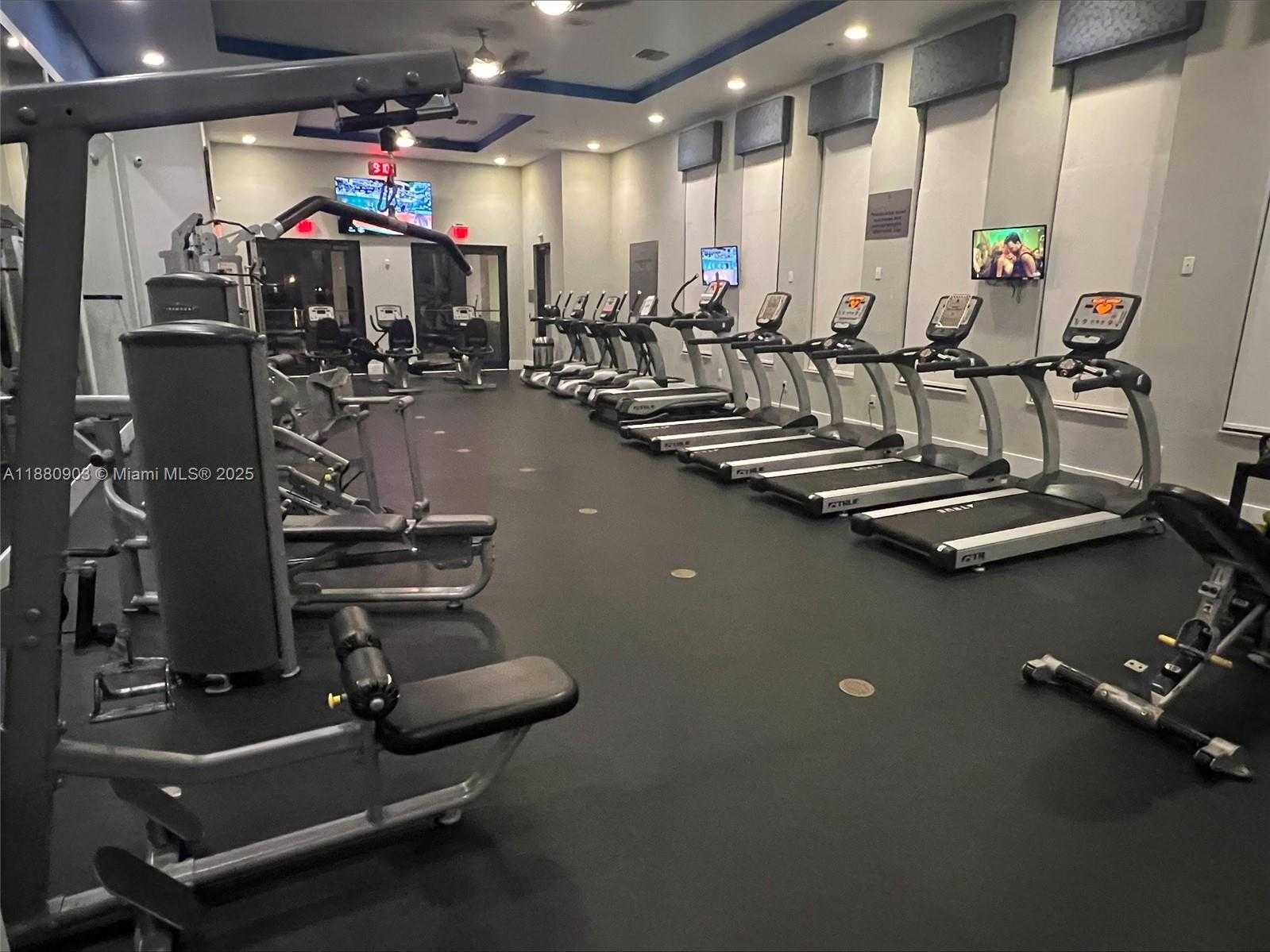 Small Image of 17070 SOUTH WEST 95TH TER, Miami Number 26