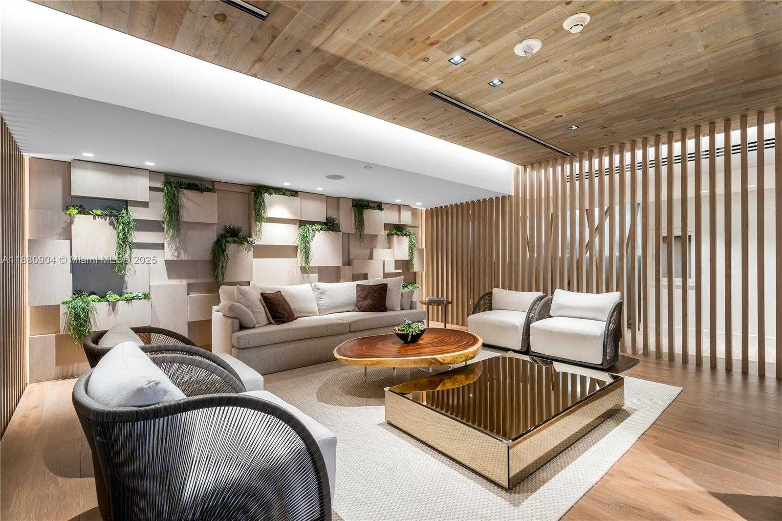 Small Image of 2301 COLLINS AVE #1523-24, Miami Beach Number 23