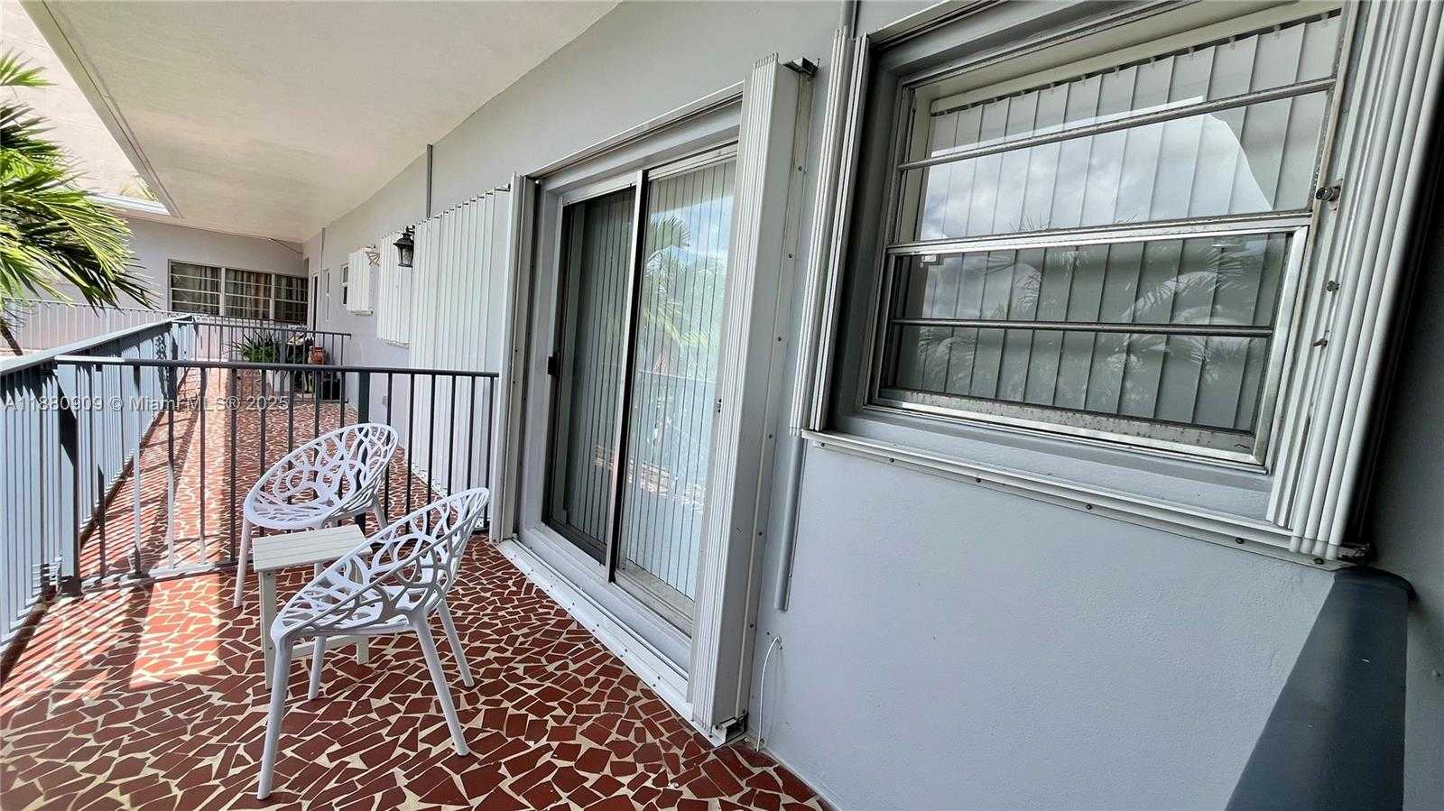 Small Image of 2200 SOUTH OCEAN DR #N307, Hollywood Number 11