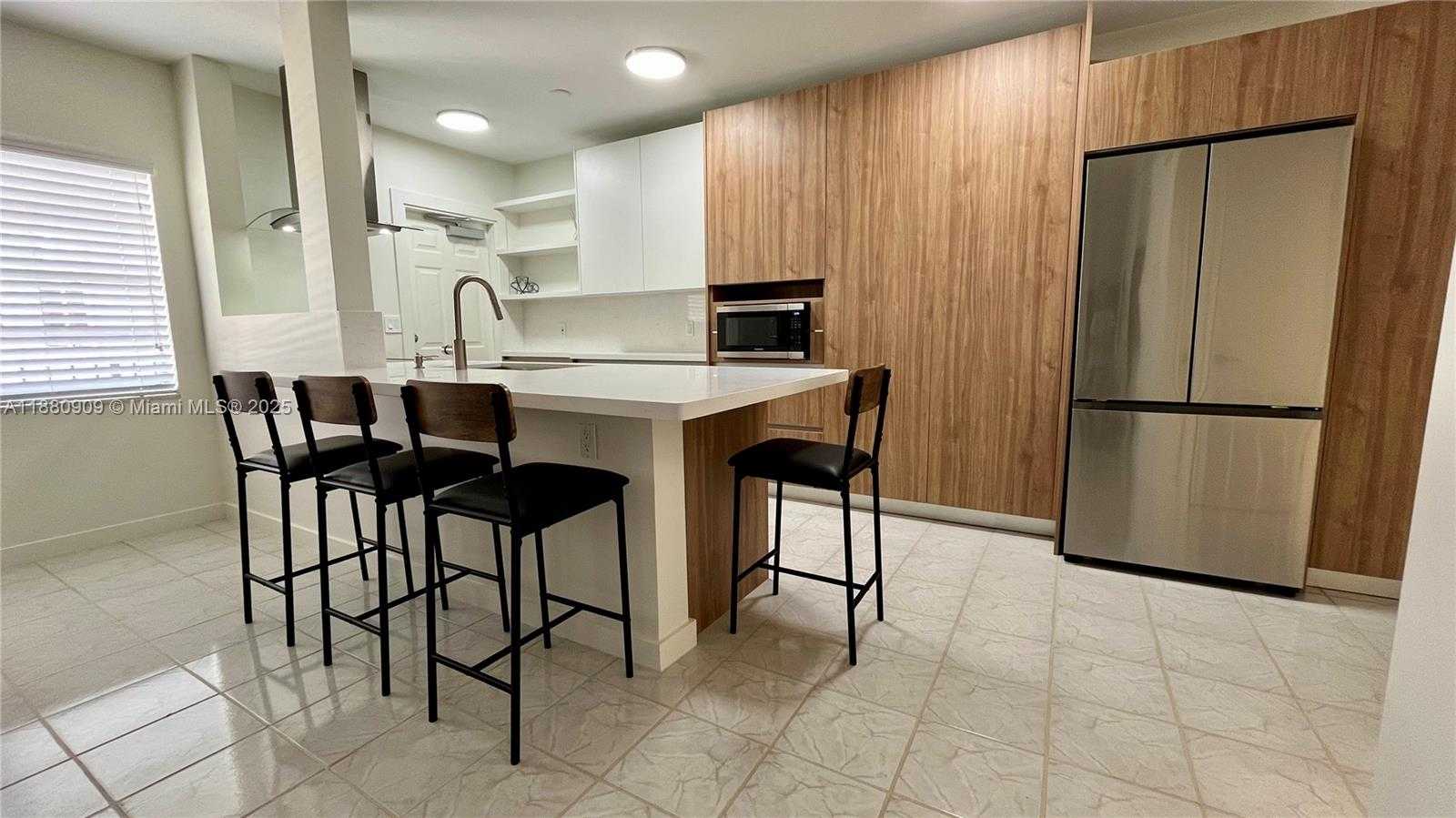 Small Image of 2200 SOUTH OCEAN DR #N307, Hollywood Number 6