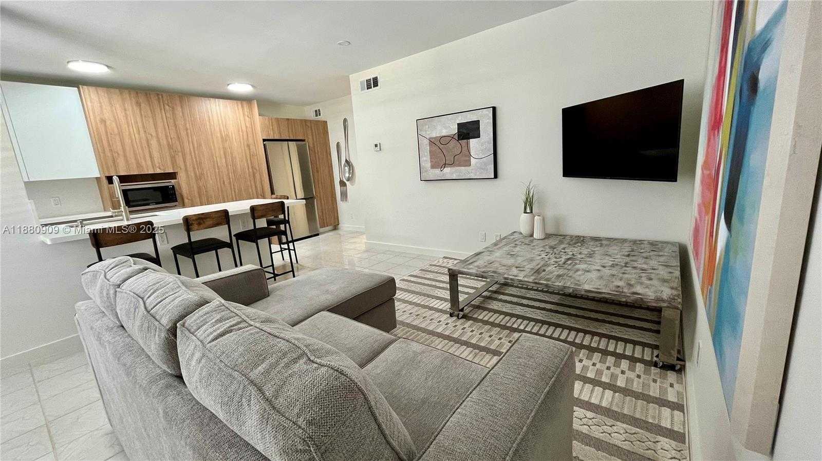 Small Image of 2200 SOUTH OCEAN DR #N307, Hollywood Number 9