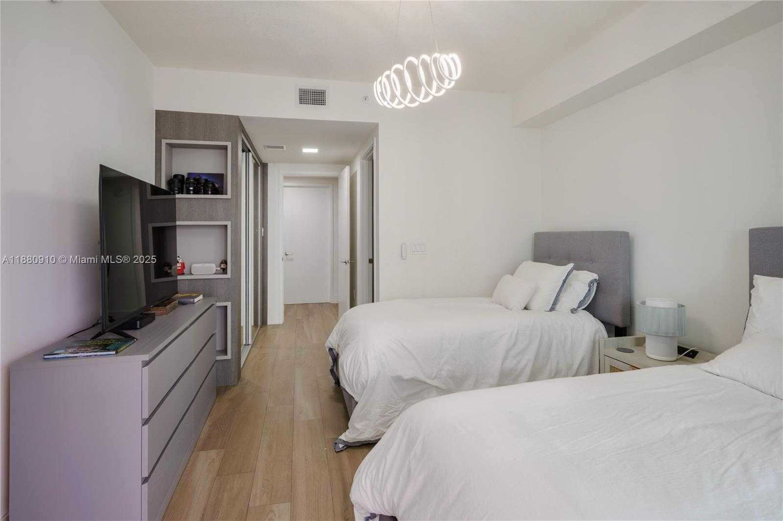 Small Image of 300 SUNNY ISLES BLVD #4-1802, Sunny Isles Beach Number 7