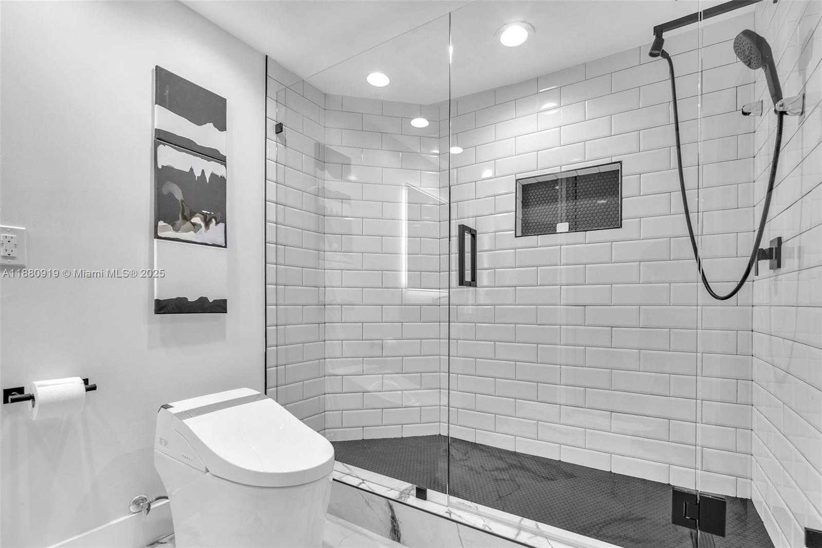 Small Image of 333 LAS OLAS WAY #1207, Fort Lauderdale Number 38