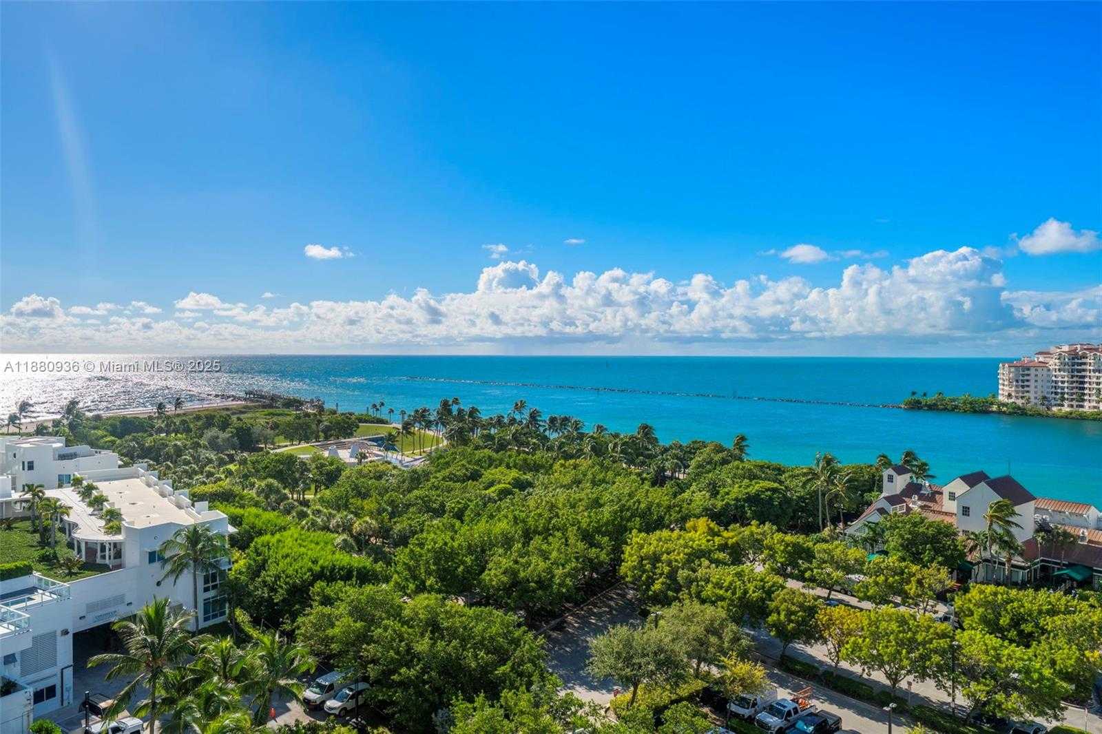 Small Image of 400 SOUTH POINTE DR #1104, Miami Beach Number 19