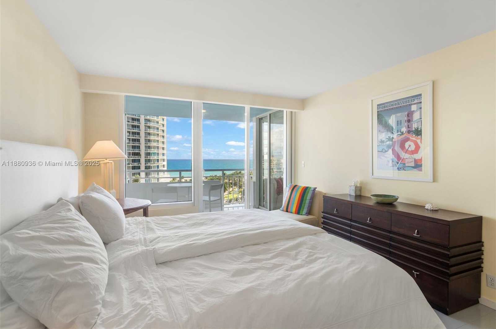 Small Image of 400 SOUTH POINTE DR #1104, Miami Beach Number 28