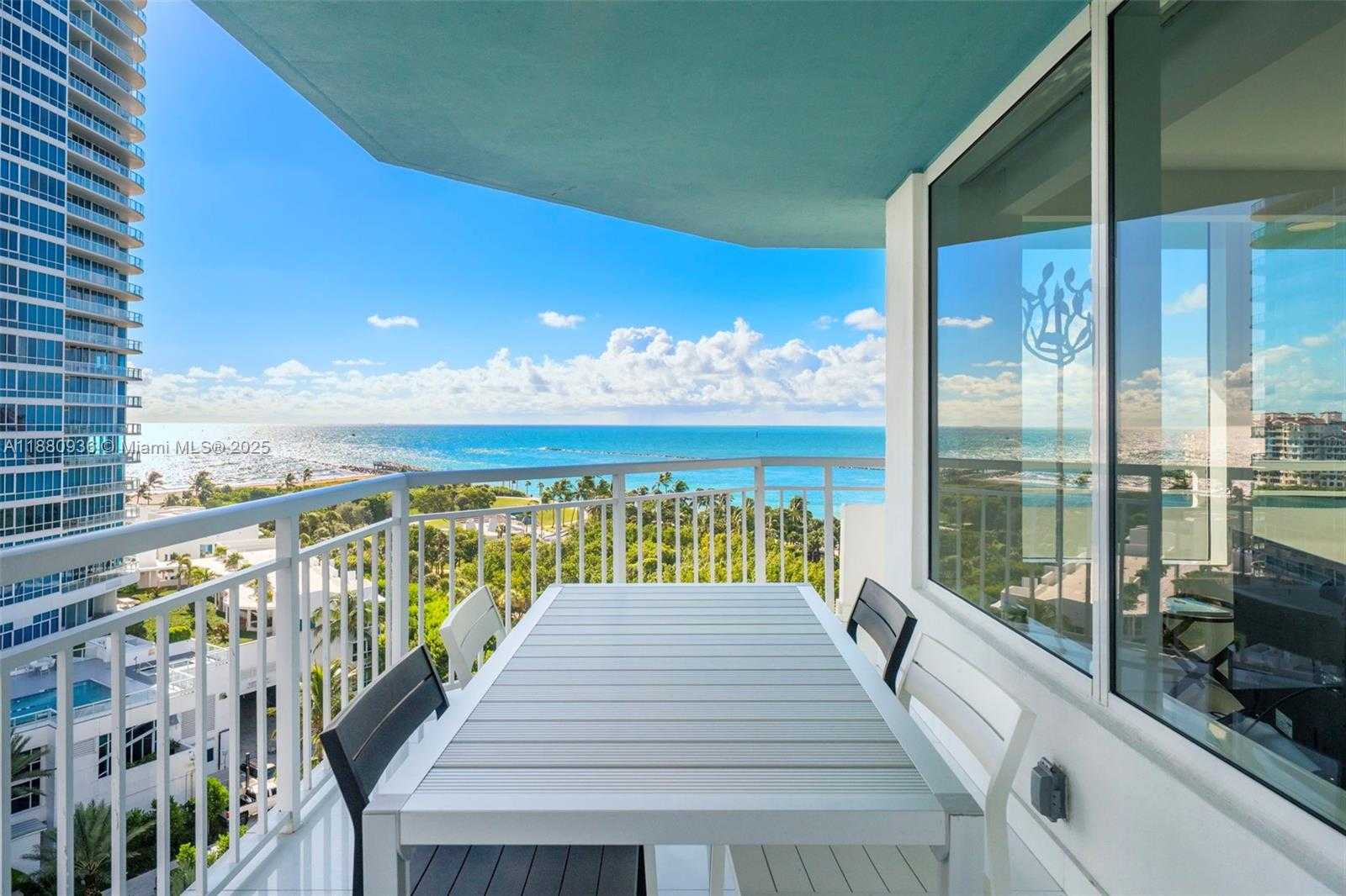 Small Image of 400 SOUTH POINTE DR #1104, Miami Beach Number 50