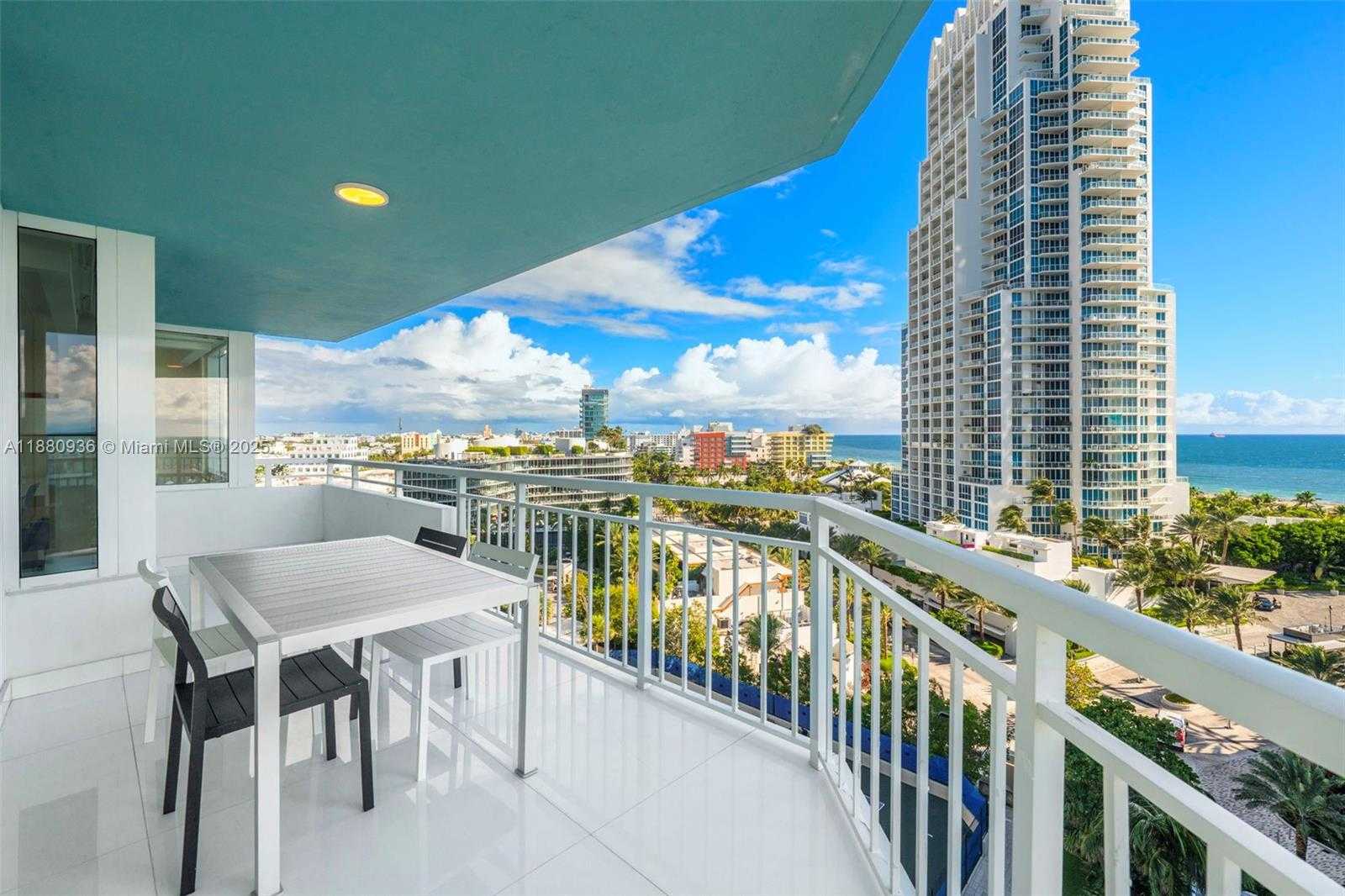 Small Image of 400 SOUTH POINTE DR #1104, Miami Beach Number 54