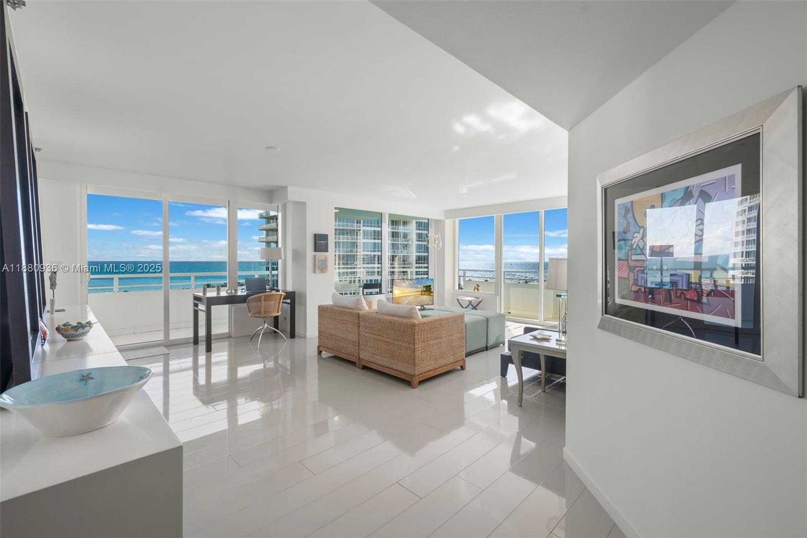 Small Image of 400 SOUTH POINTE DR #1104, Miami Beach Number 62