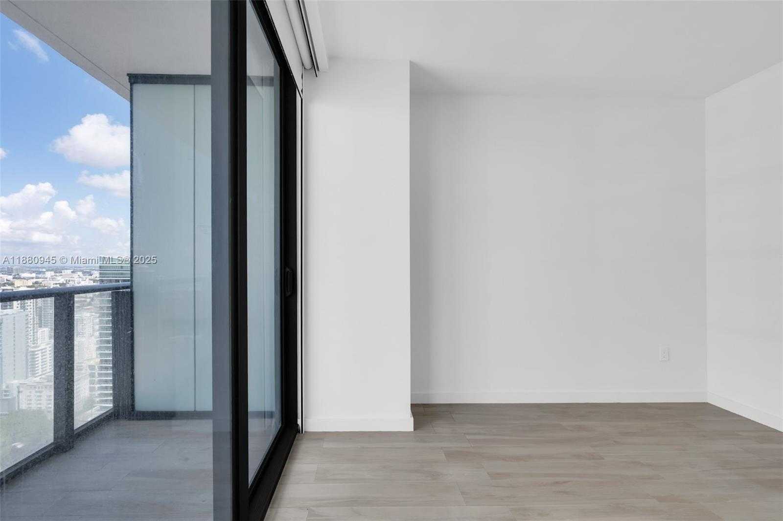 Small Image of 1300 SOUTH MIAMI AVE #3808, Miami Number 11