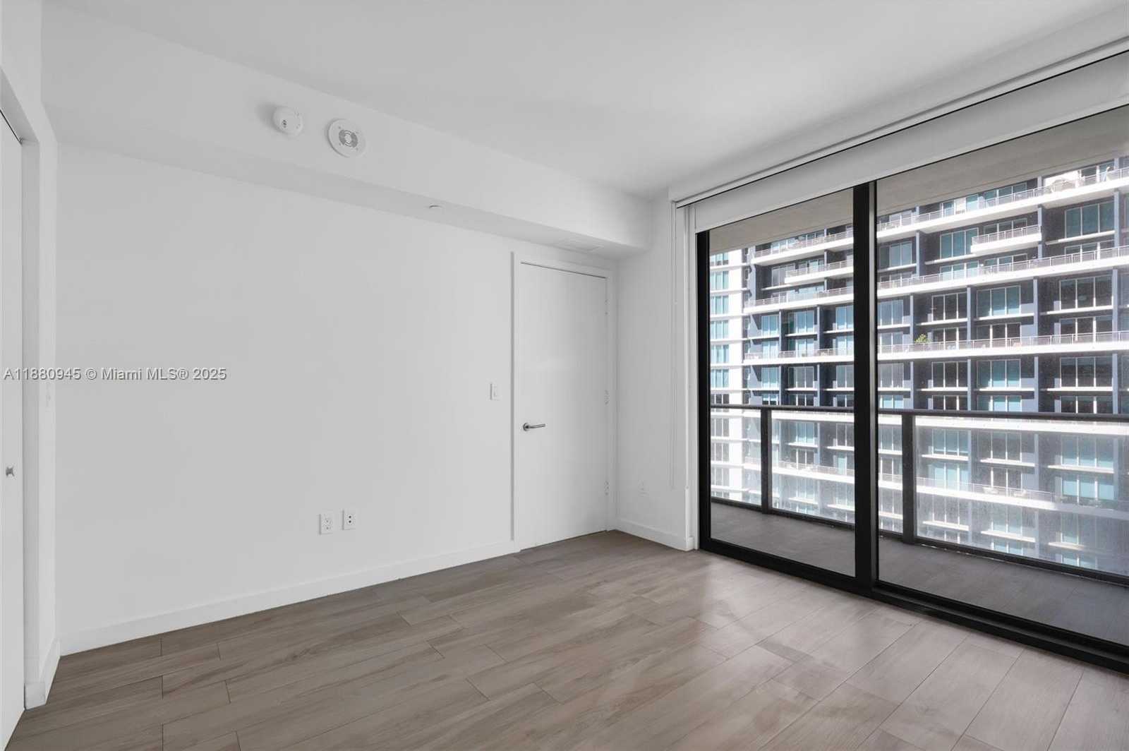 Small Image of 1300 SOUTH MIAMI AVE #3808, Miami Number 12