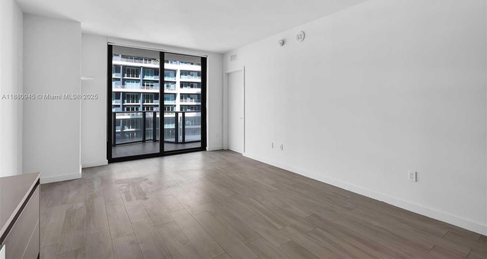 Small Image of 1300 SOUTH MIAMI AVE #3808, Miami Number 19