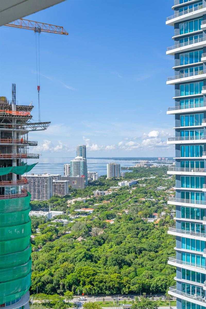 Small Image of 1300 SOUTH MIAMI AVE #3808, Miami Number 23