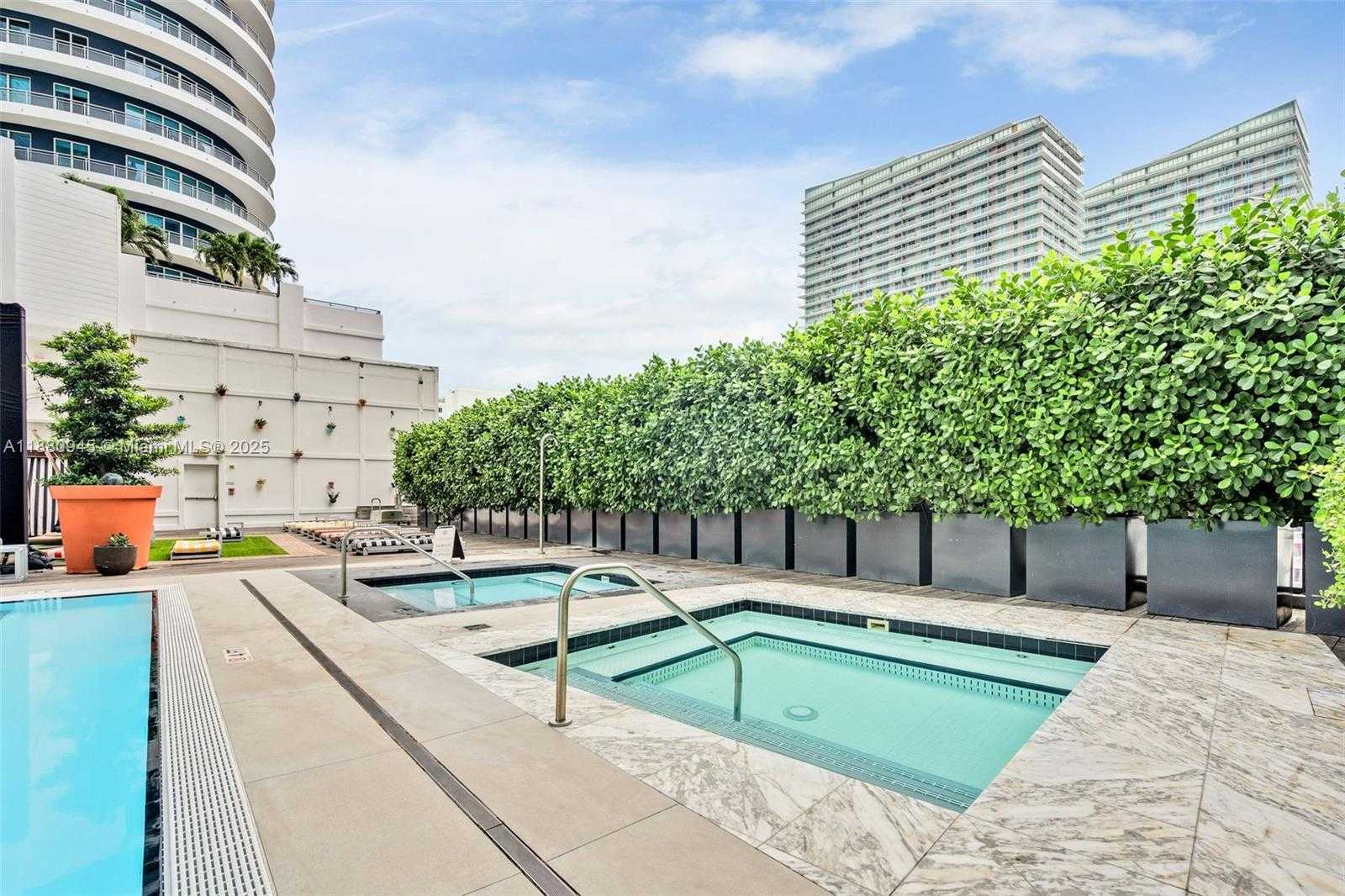 Small Image of 1300 SOUTH MIAMI AVE #3808, Miami Number 25