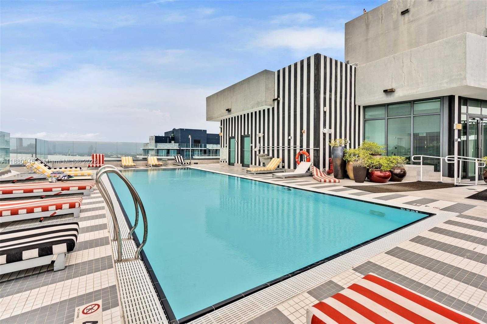 Small Image of 1300 SOUTH MIAMI AVE #3808, Miami Number 28