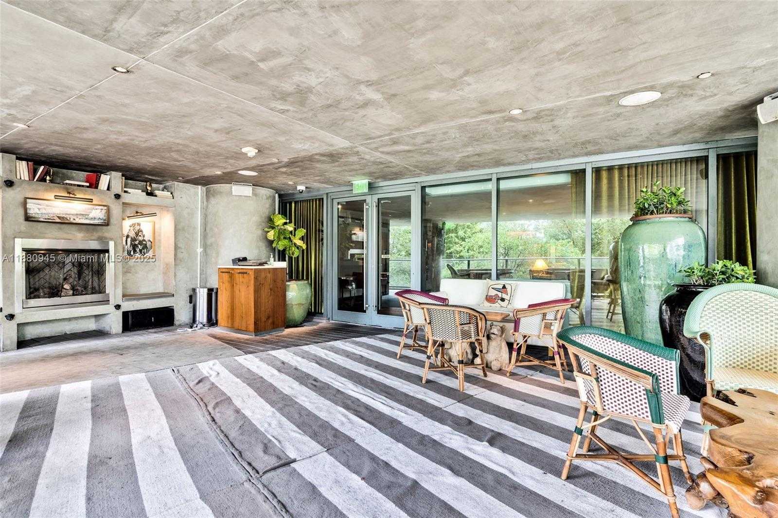Small Image of 1300 SOUTH MIAMI AVE #3808, Miami Number 29