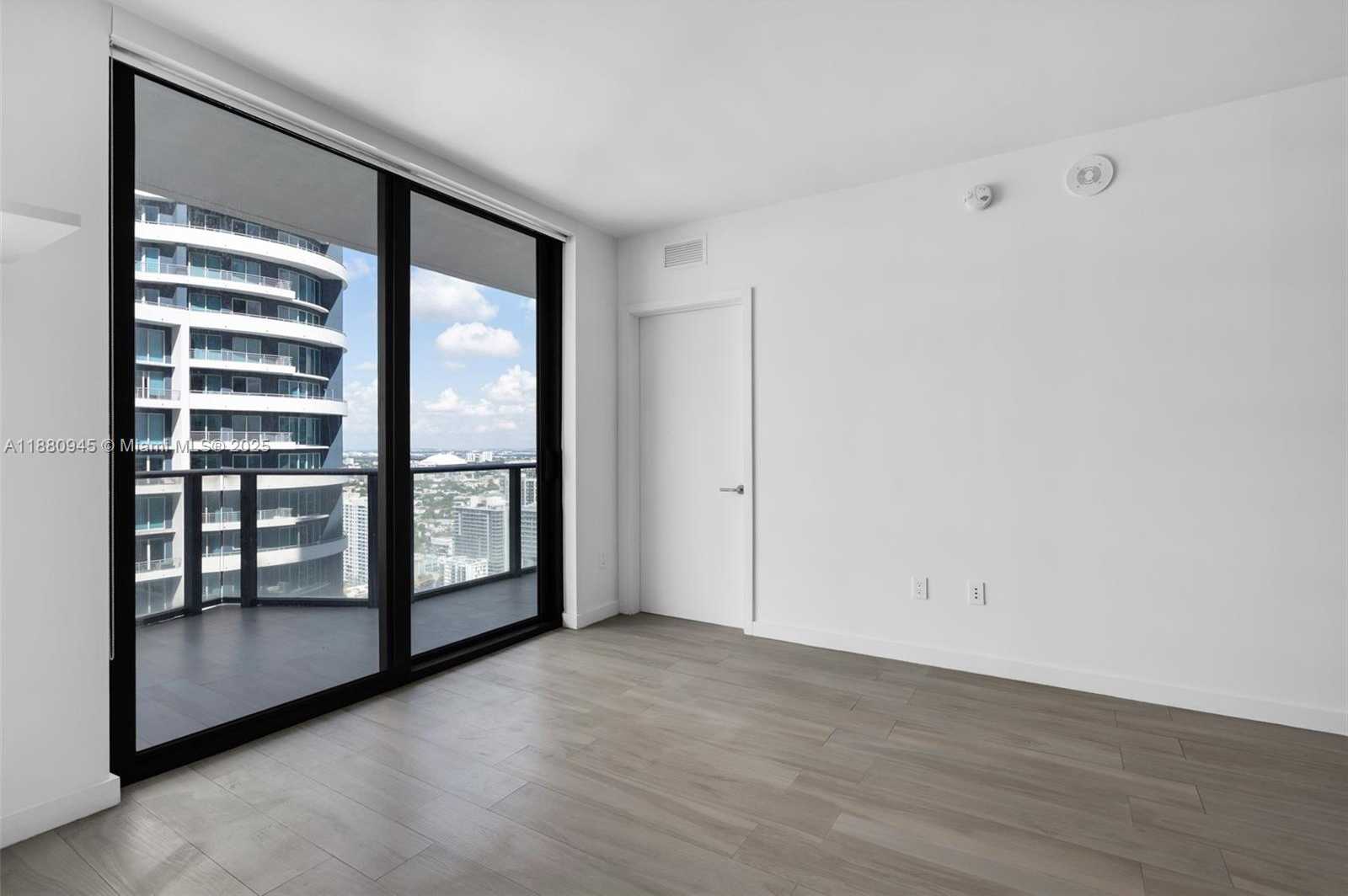 Small Image of 1300 SOUTH MIAMI AVE #3808, Miami Number 8