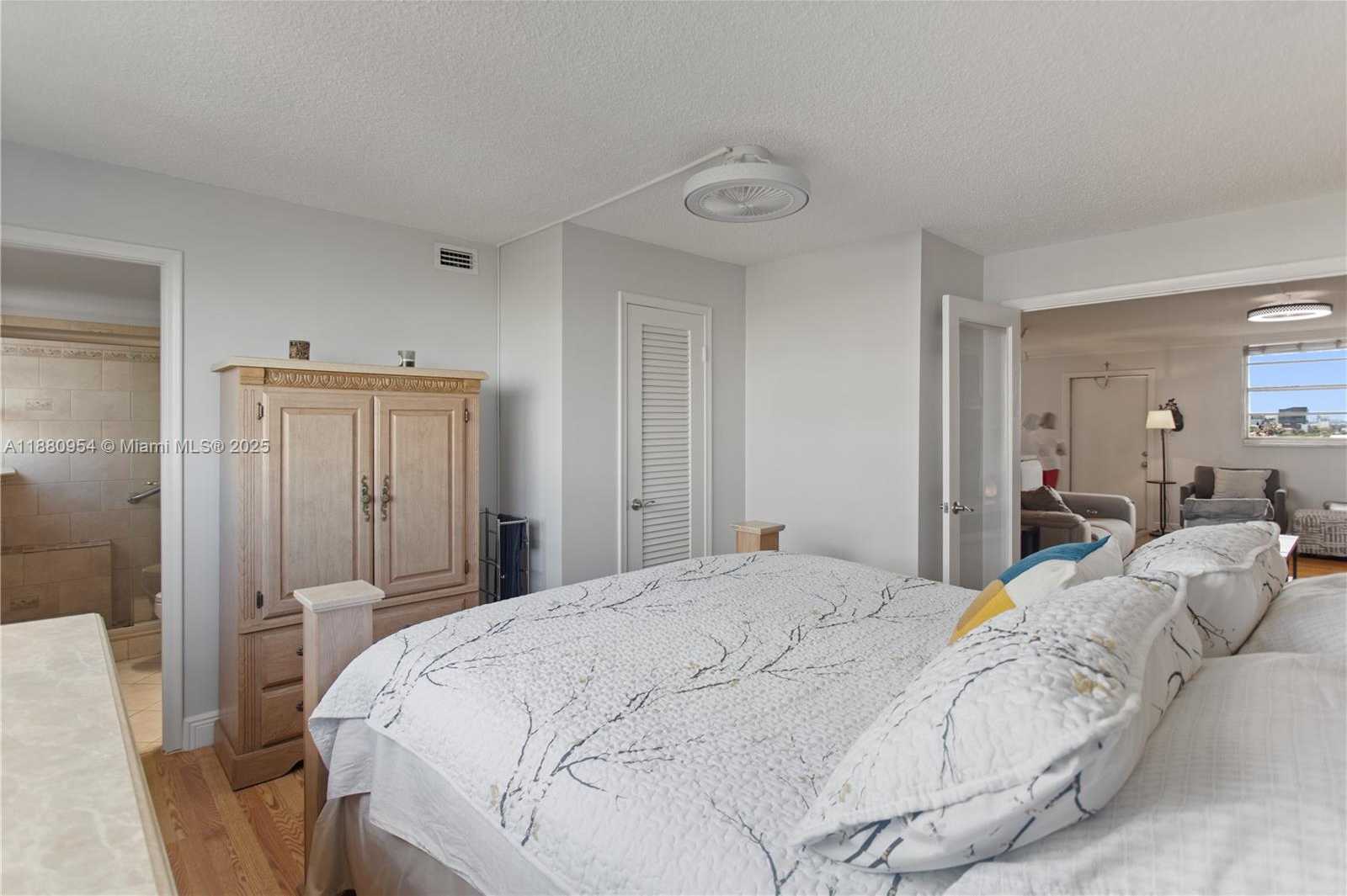 Small Image of 1811 JEFFERSON ST #805, Hollywood Number 20
