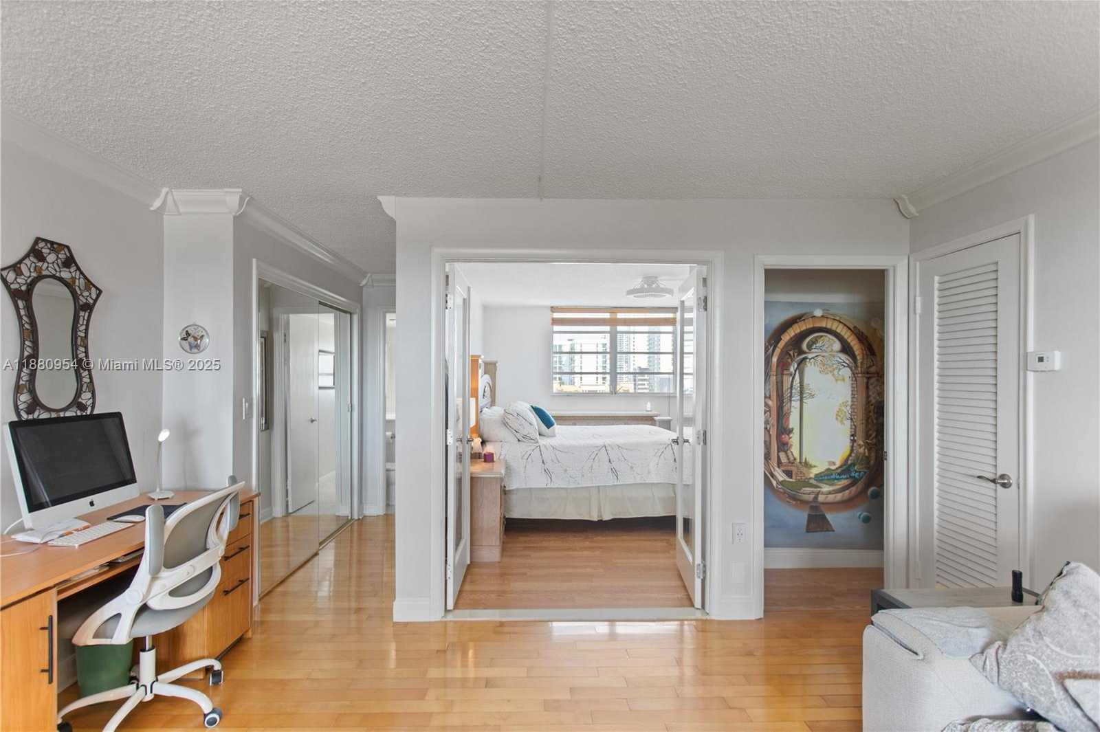 Small Image of 1811 JEFFERSON ST #805, Hollywood Number 27