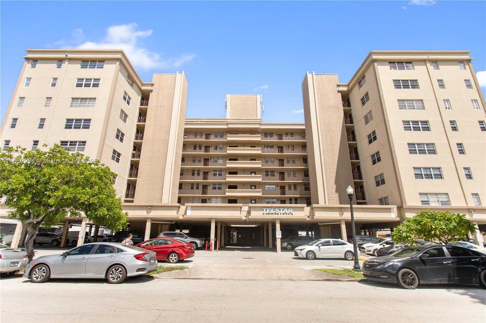 Small Image of 1811 JEFFERSON ST #805, Hollywood Number 32
