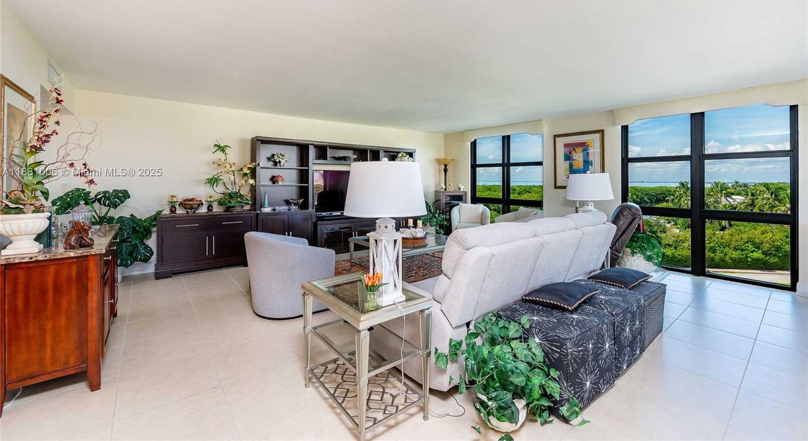 Small Image of 1121 CRANDON BLVD #E501, Key Biscayne Number 10