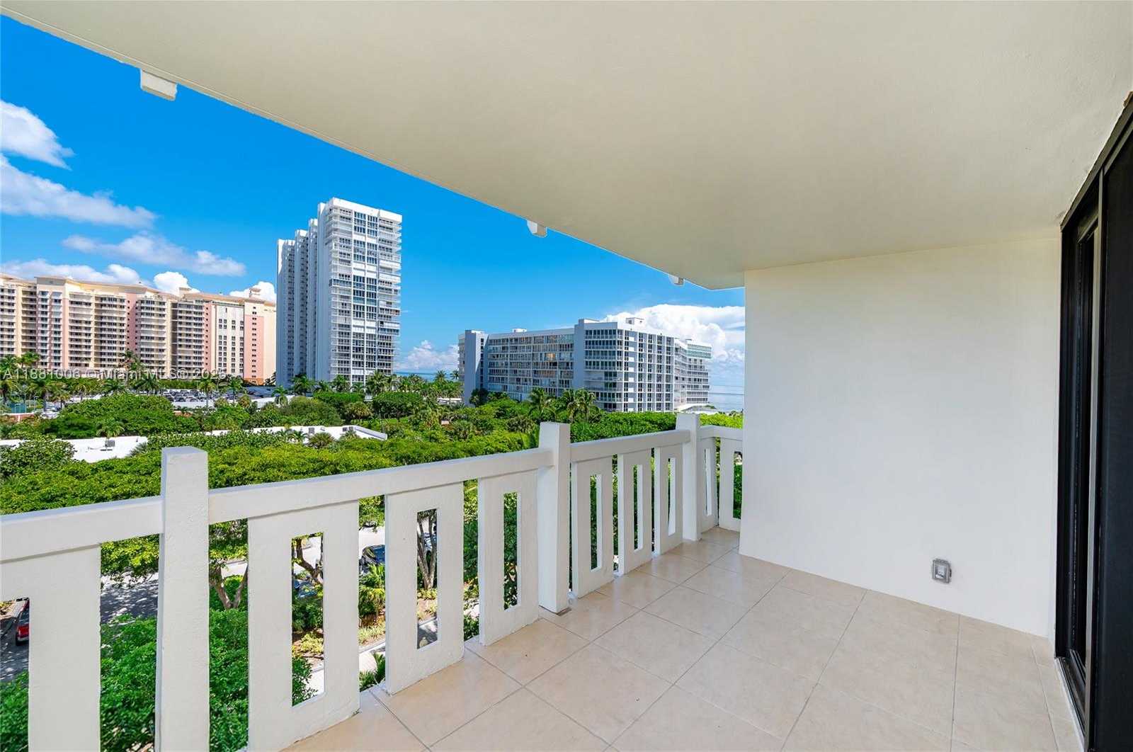 Small Image of 1121 CRANDON BLVD #E501, Key Biscayne Number 27