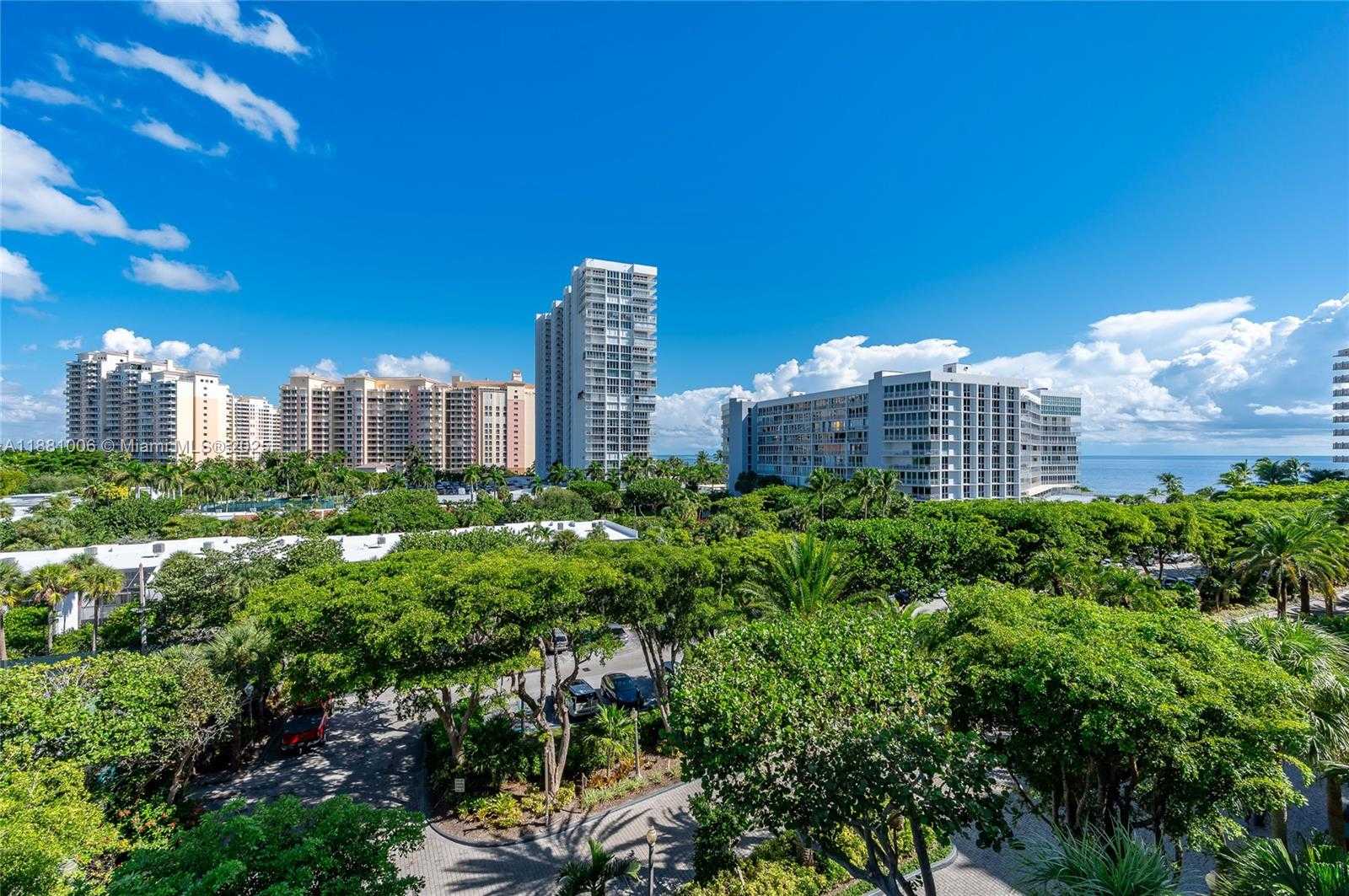 Small Image of 1121 CRANDON BLVD #E501, Key Biscayne Number 30