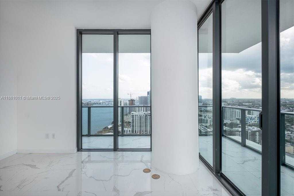 Small Image of 480 NORTH EAST 31 ST #3101, Miami Number 17