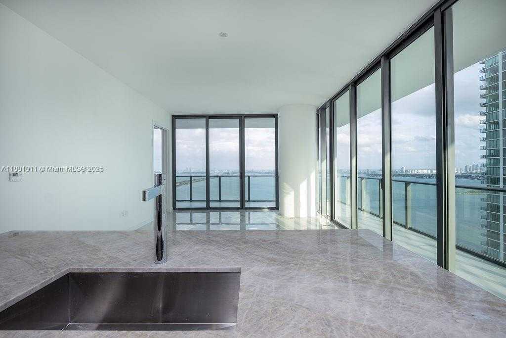 Small Image of 480 NORTH EAST 31 ST #3101, Miami Number 18