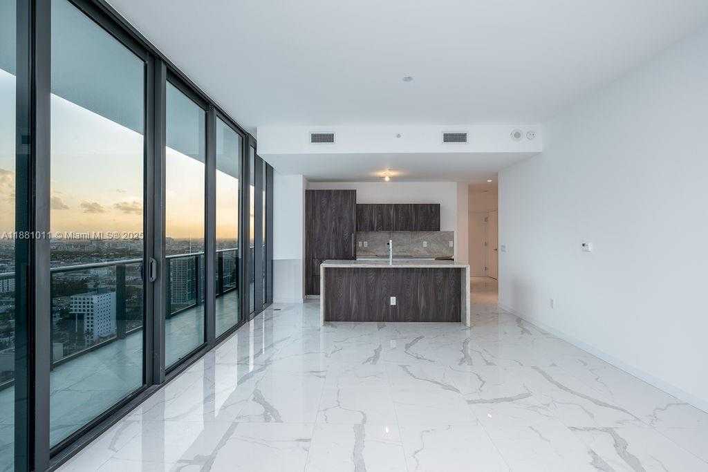 Small Image of 480 NORTH EAST 31 ST #3101, Miami Number 30