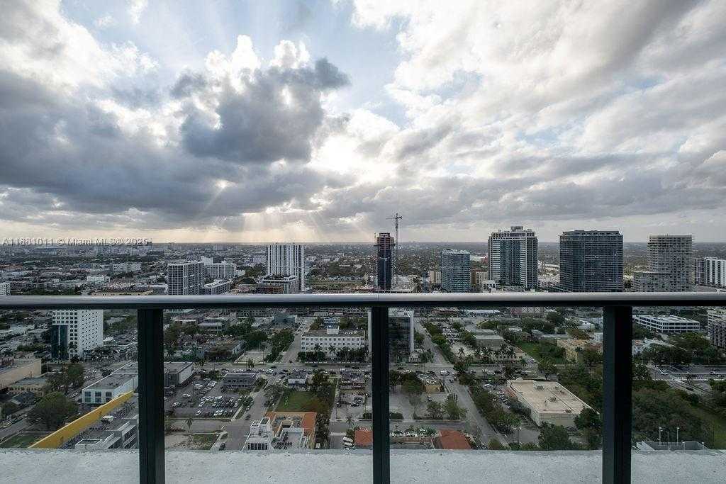 Small Image of 480 NORTH EAST 31 ST #3101, Miami Number 7