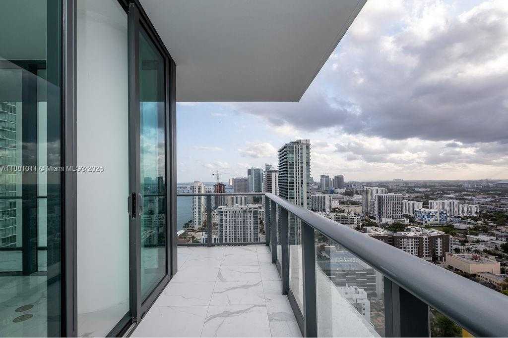 Small Image of 480 NORTH EAST 31 ST #3101, Miami Number 8