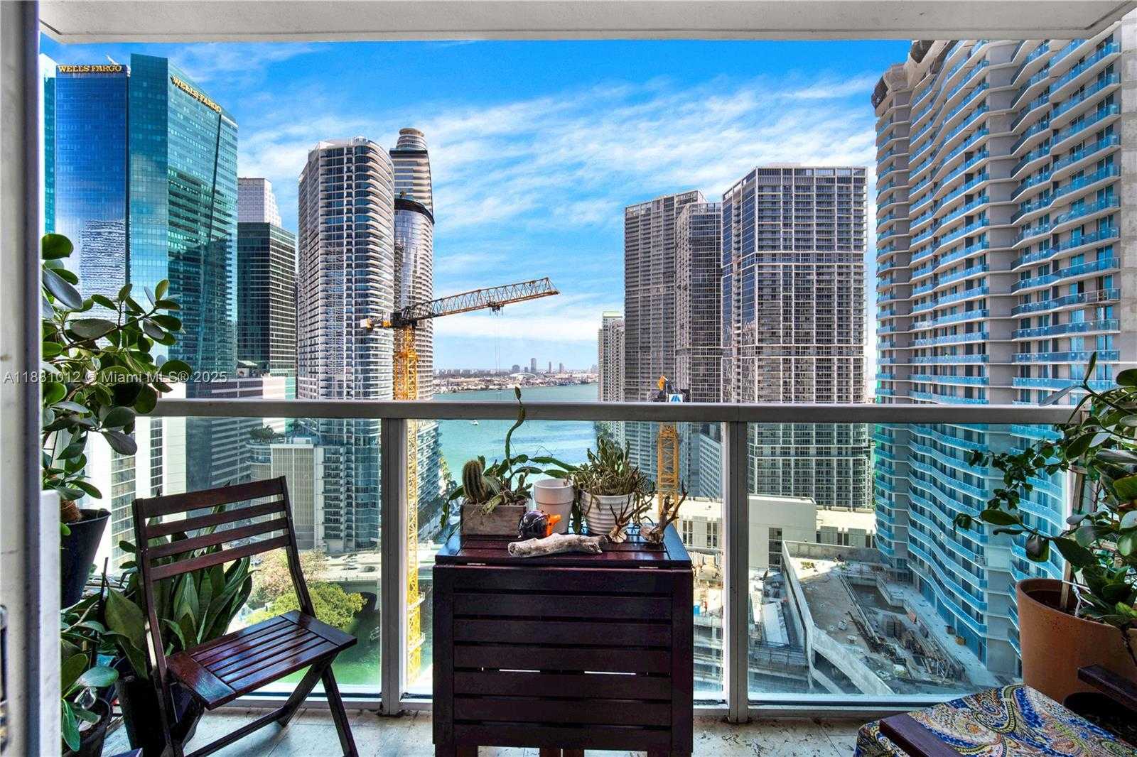 Small Image of 31 SOUTH EAST 5TH ST #2910, Miami Number 11
