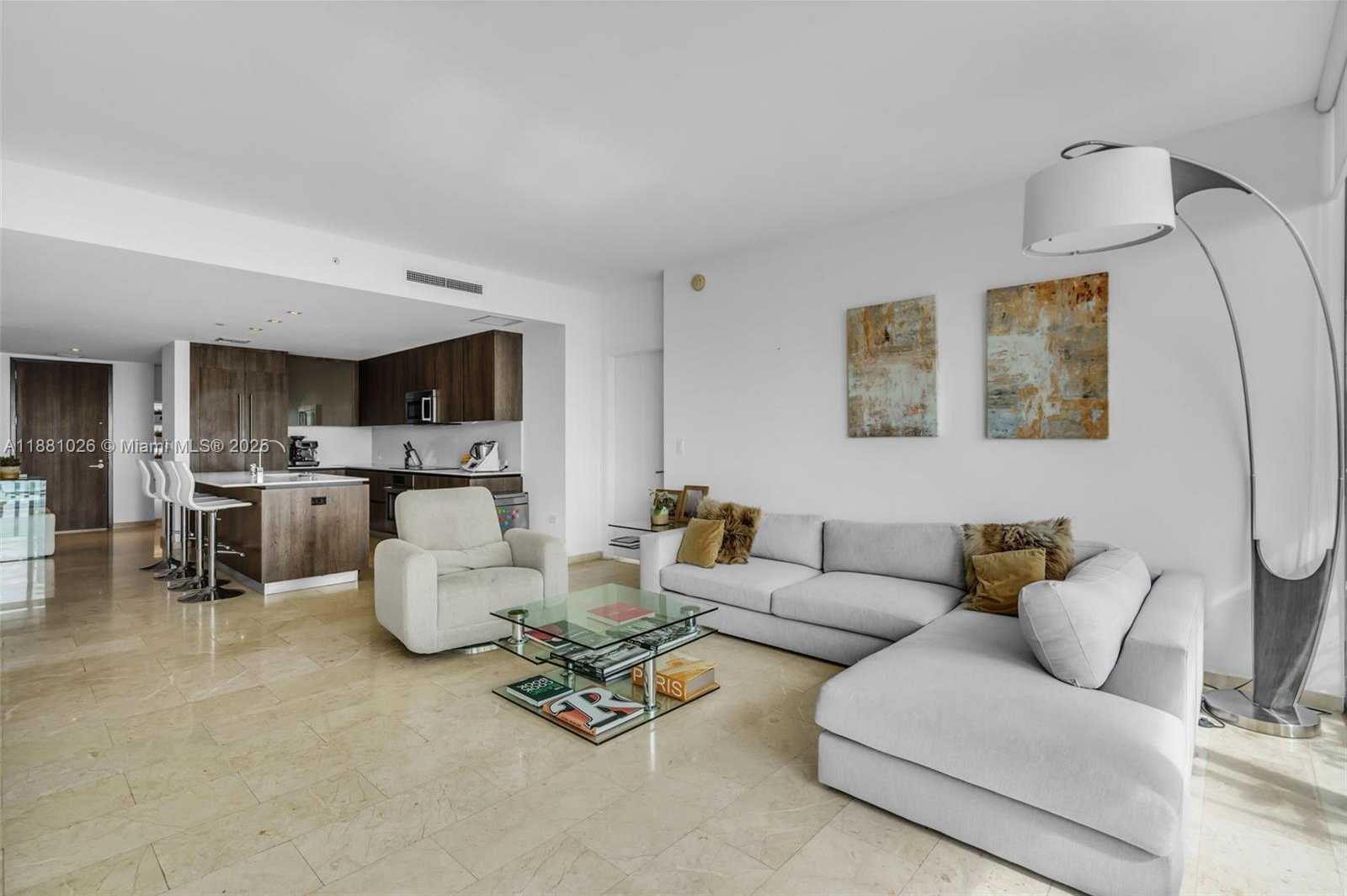 Small Image of 68 6TH ST #3403, Miami Number 13