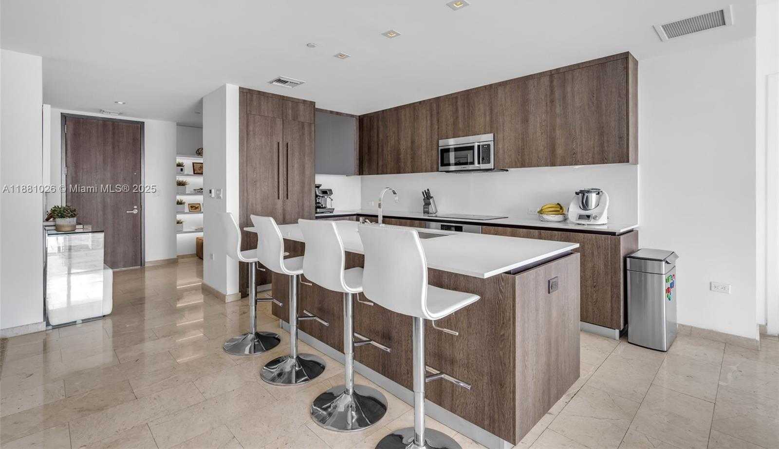 Small Image of 68 6TH ST #3403, Miami Number 6