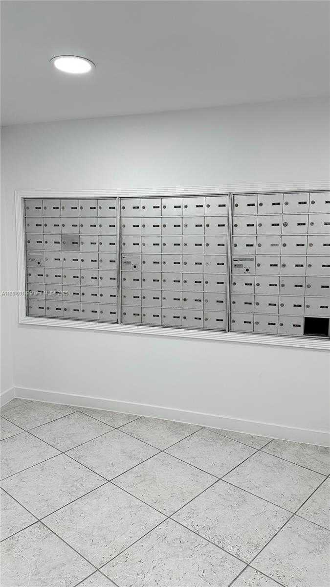 Small Image of 1913 SOUTH OCEAN DR #410, Hallandale Beach Number 15