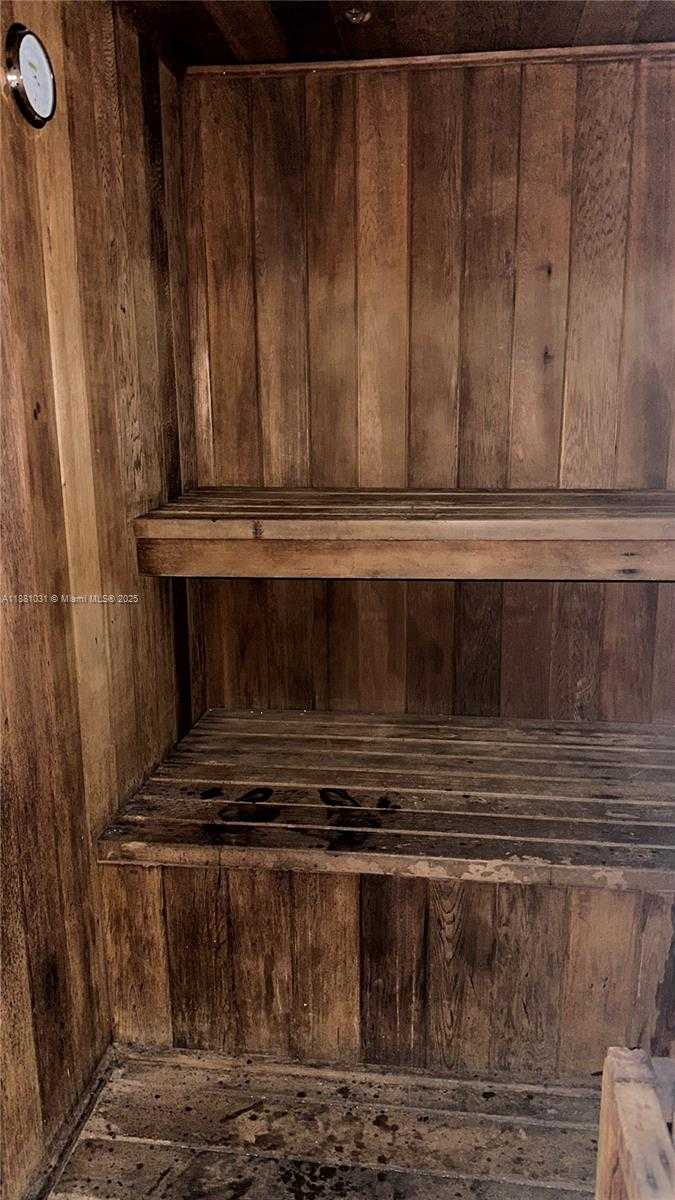 Small Image of 1913 SOUTH OCEAN DR #410, Hallandale Beach Number 19