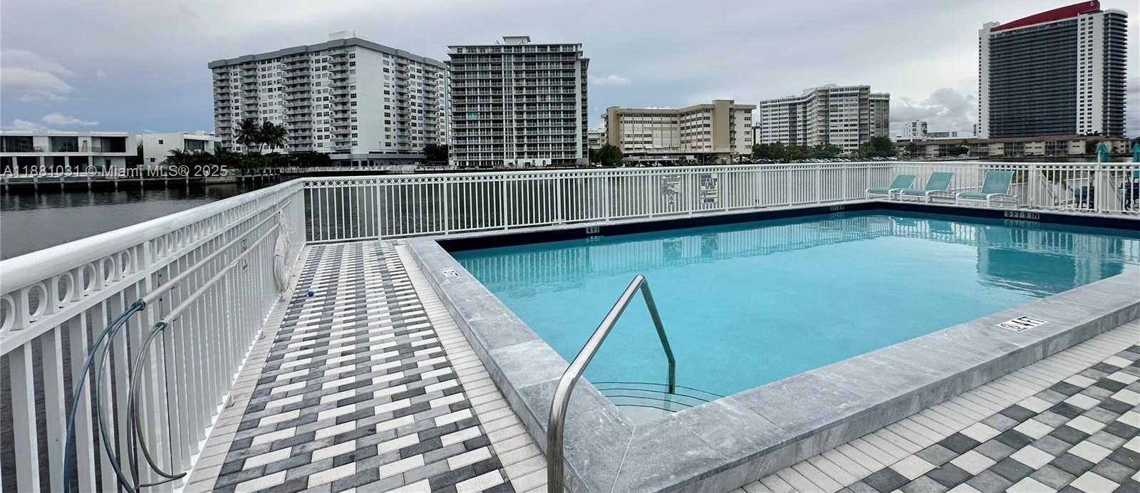 Small Image of 1913 SOUTH OCEAN DR #410, Hallandale Beach Number 29