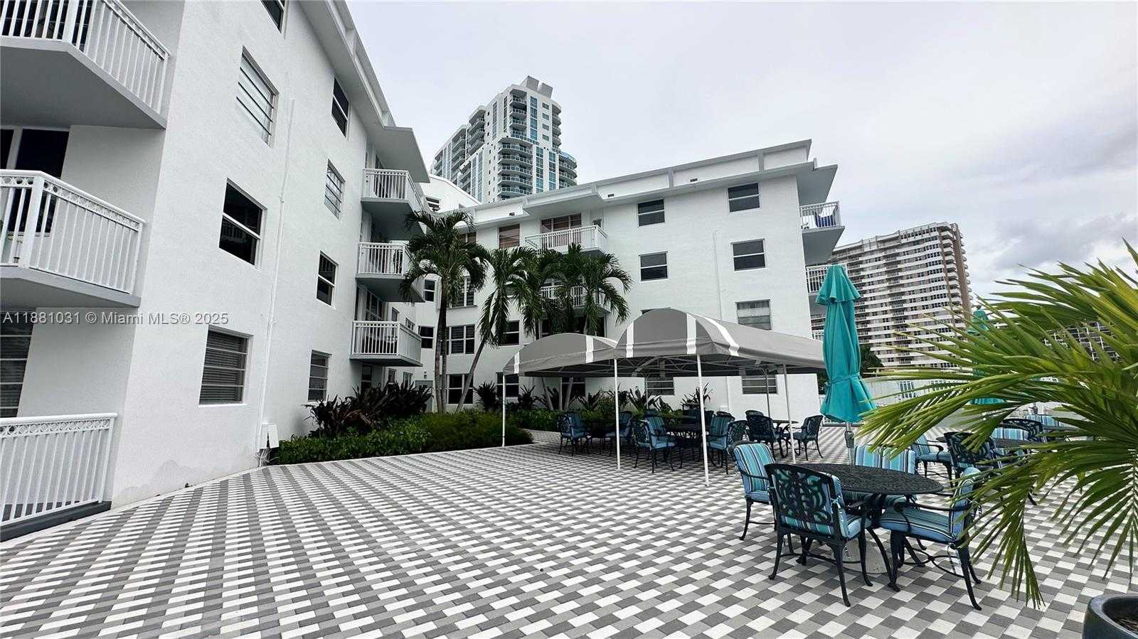 Small Image of 1913 SOUTH OCEAN DR #410, Hallandale Beach Number 38