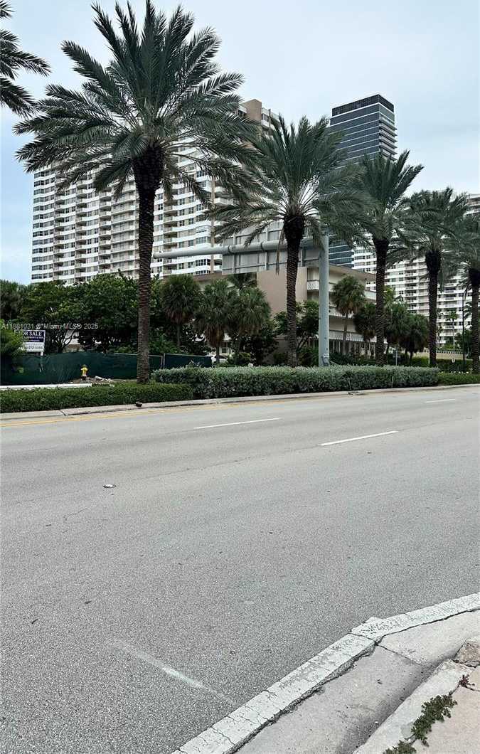Small Image of 1913 SOUTH OCEAN DR #410, Hallandale Beach Number 4