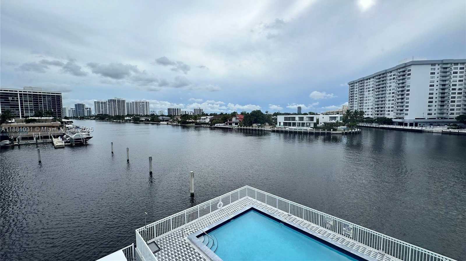 Small Image of 1913 SOUTH OCEAN DR #410, Hallandale Beach Number 48