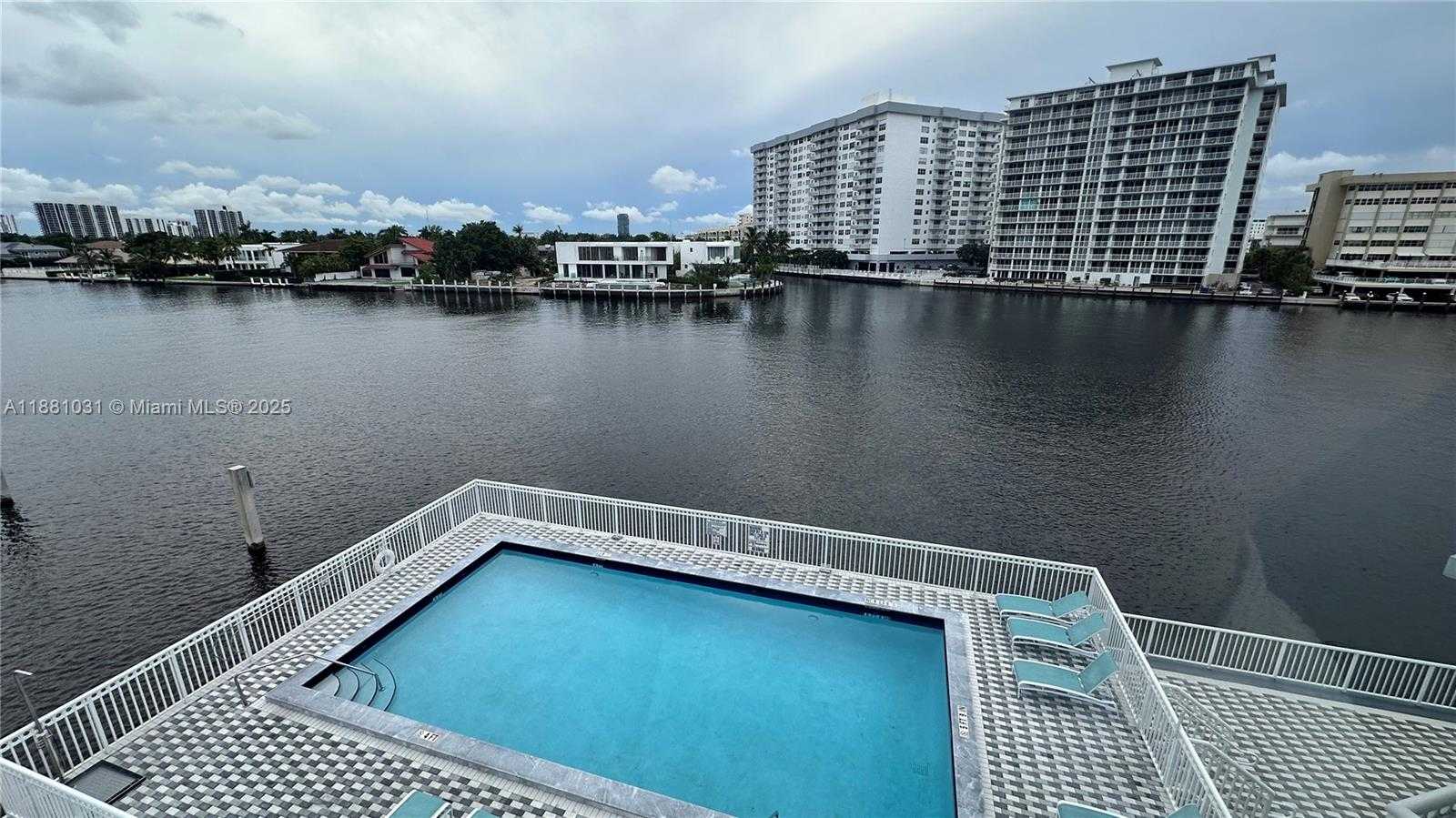 Small Image of 1913 SOUTH OCEAN DR #410, Hallandale Beach Number 49