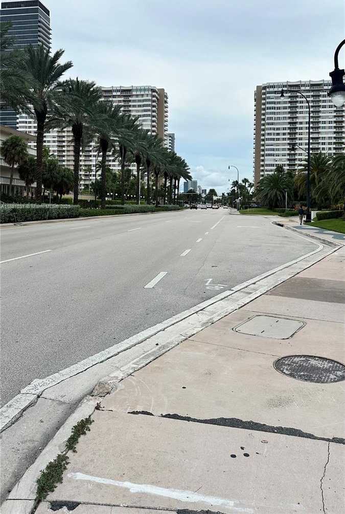 Small Image of 1913 SOUTH OCEAN DR #410, Hallandale Beach Number 5