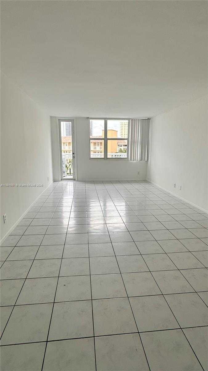 Small Image of 1913 SOUTH OCEAN DR #410, Hallandale Beach Number 67