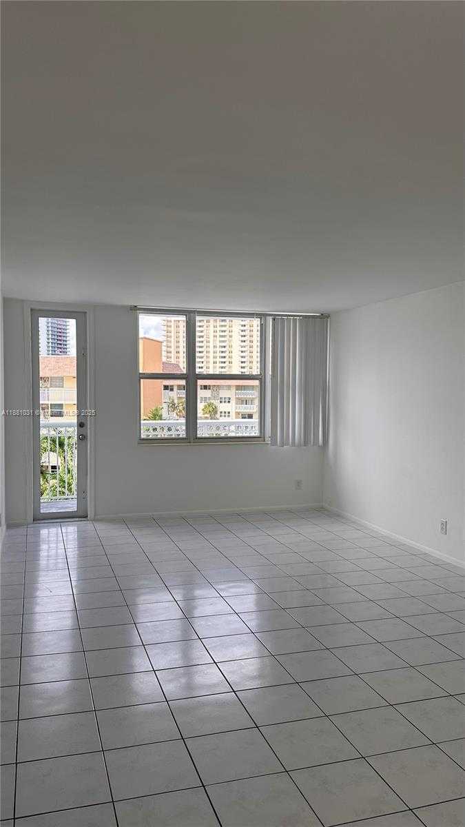 Small Image of 1913 SOUTH OCEAN DR #410, Hallandale Beach Number 86