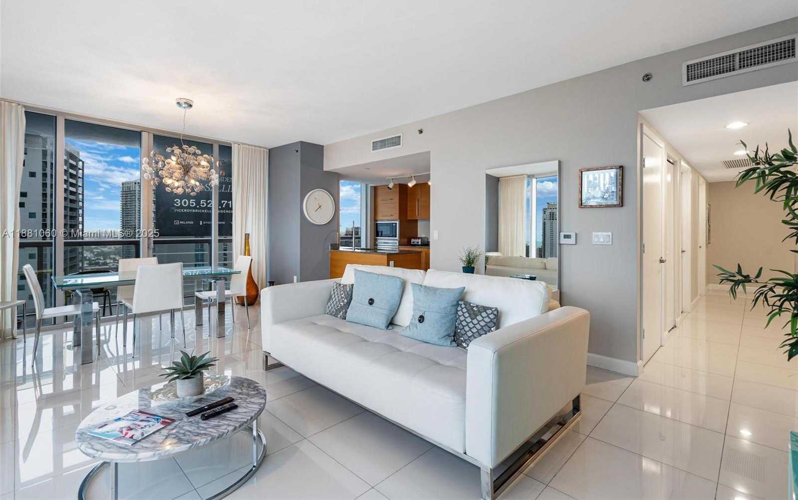 Small Image of 485 BRICKELL AVE #3308, Miami Number 6